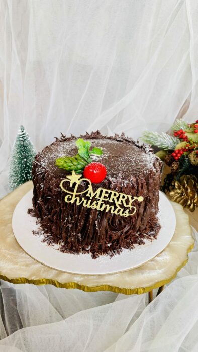 Customised cakes