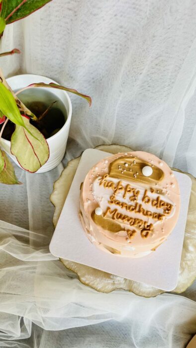 Customised cakes